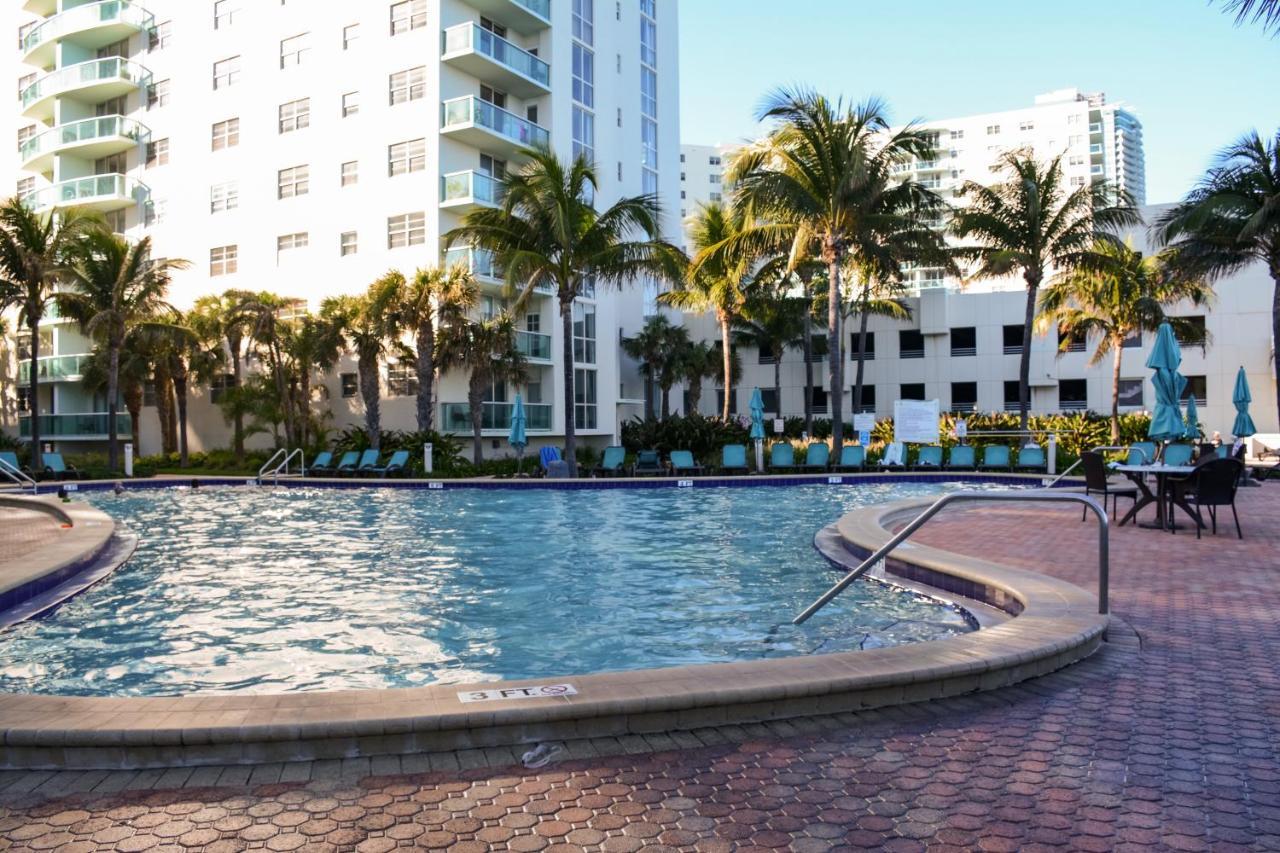 Tides Hollywood Apartments Форт-Лодердейл Экстерьер фото