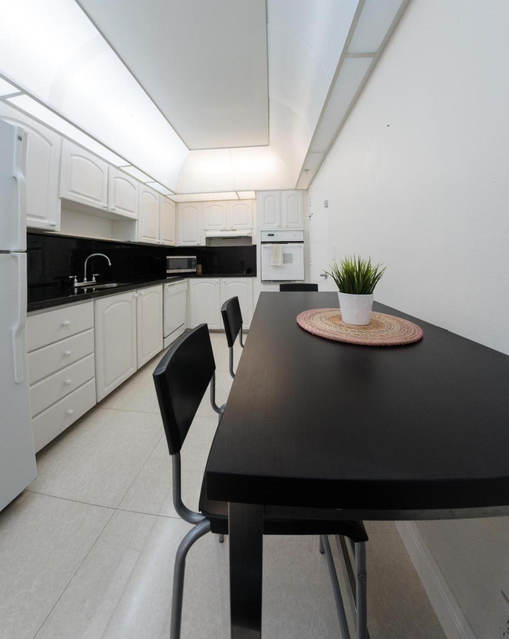 Tides Hollywood Apartments Форт-Лодердейл Экстерьер фото